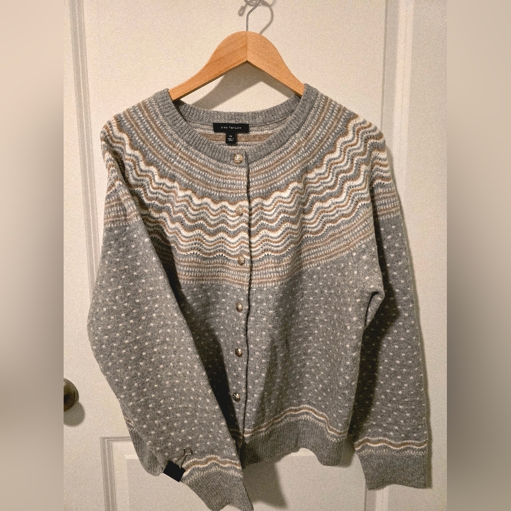 EUC Ann Taylor Fair Isle Cardigan Size XL